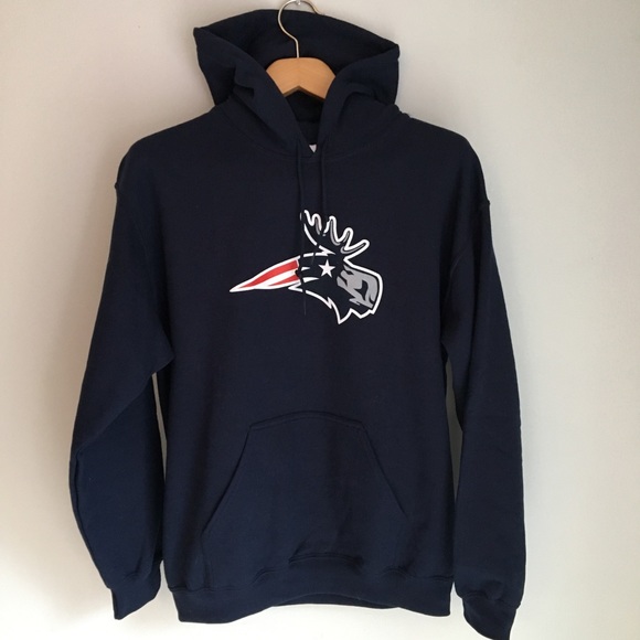 patriots moose sweatshirt